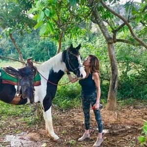 Meet your Posher, Amy